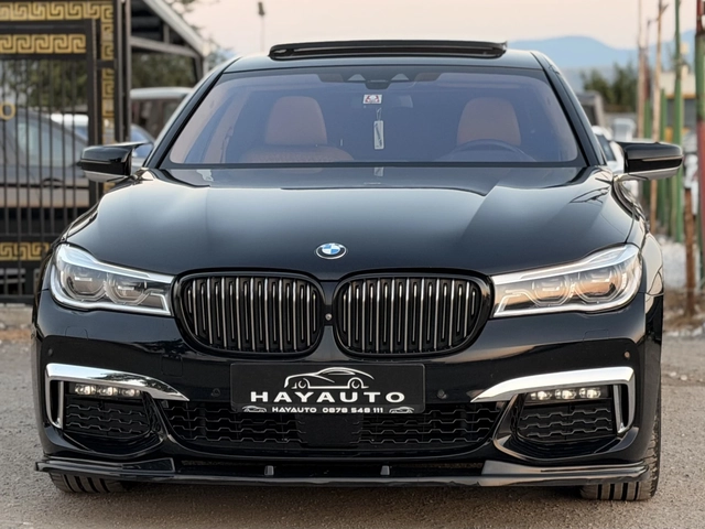 BMW 740 Ld= xDrive= M-pack= Long= Individual= 3xTV= B & W= - автомобили, коли, обяви за нови и употребявани 0