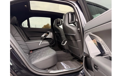BMW 740 d= xDrive= M-pack= Performance Pack= Bowers & Wilk - автомобили, коли, обяви за нови и употребявани 12