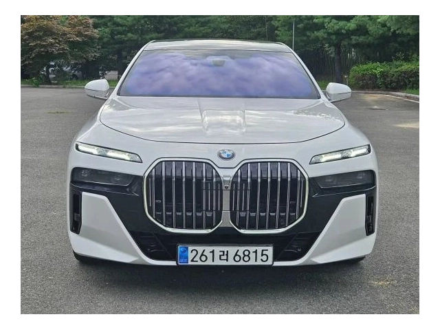 BMW 740 XDRIVE | M SPORT | TV SCREEN - автомобили, коли, обяви за нови и употребявани 0