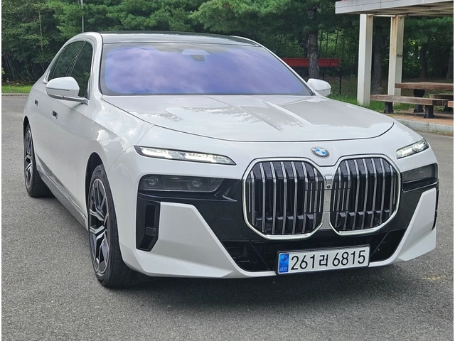 BMW 740 XDRIVE | M SPORT | TV SCREEN - автомобили, коли, обяви за нови и употребявани 2