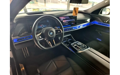 BMW 740 * INDIVIDUAL* Xdrive* Mpack* Head up* Distr* B&W* - автомобили, коли, обяви за нови и употребявани 7