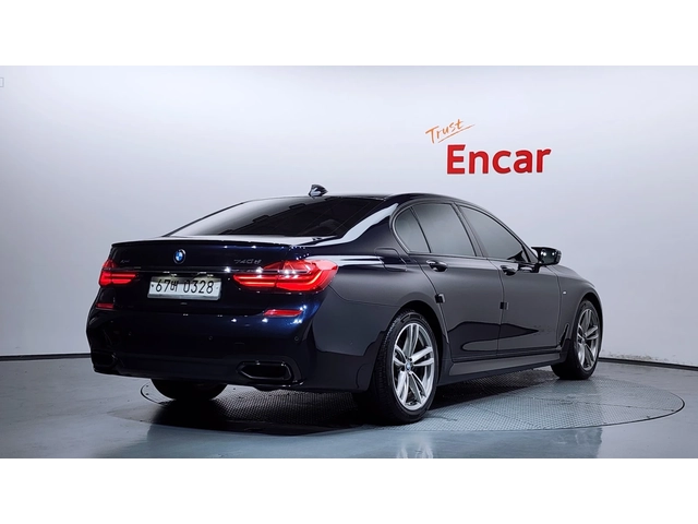 BMW 740 d xDrive M Sport | HUD | 360  | Soft Close | Венти - автомобили, коли, обяви за нови и употребявани 1