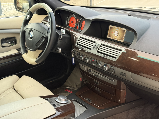 BMW 740 D* FACE* 2009г.* Long* Автоматик - автомобили, коли, обяви за нови и употребявани 12