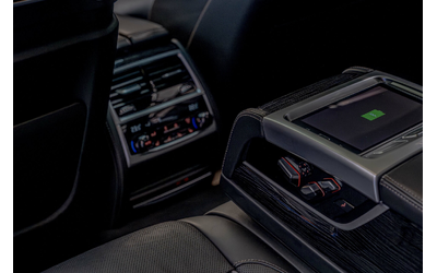 BMW 740 xDrive/M-Pack/Distronic/Laser/Harman Kardon/HuD/Камера 360 - автомобили, коли, обяви за нови и употребявани 12