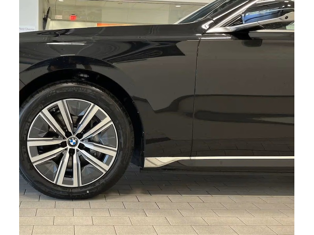 BMW 740d 740d xDrive - автомобили, коли, обяви за нови и употребявани 2