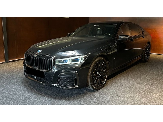 BMW 740d 740d xDrive M-Pack - автомобили, коли, обяви за нови и употребявани 0