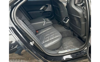 BMW 740d 740d xDrive M-Sport - автомобили, коли, обяви за нови и употребявани 8