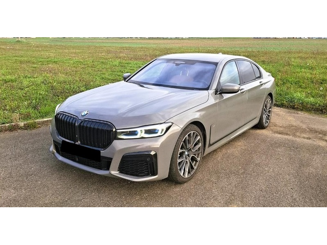 BMW 740d 740d xDrive M-Sport - автомобили, коли, обяви за нови и употребявани 0