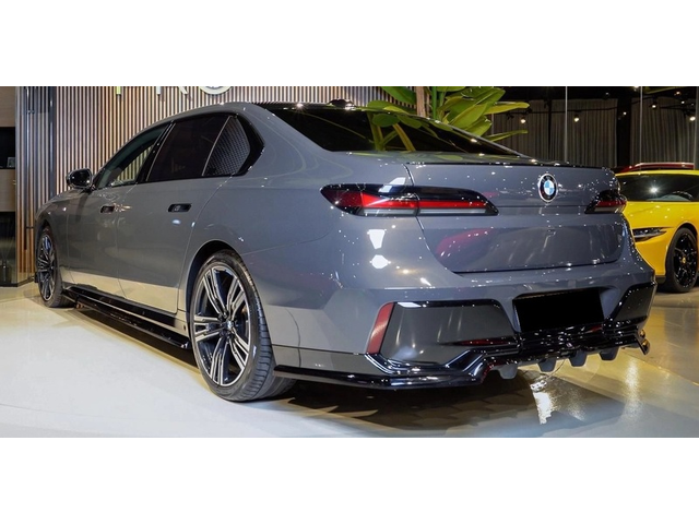 BMW 740d 740d xDrive M Sport Package Pro - автомобили, коли, обяви за нови и употребявани 3