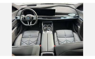 BMW 740d xDrive - автомобили, коли, обяви за нови и употребявани 6
