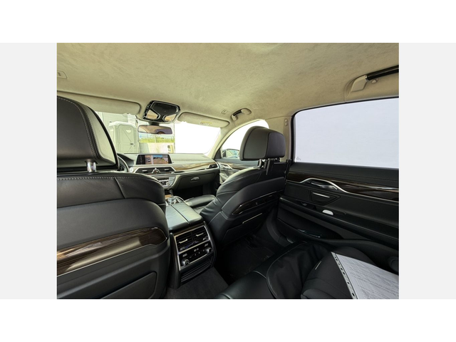 BMW 740d xDrive - автомобили, коли, обяви за нови и употребявани 9