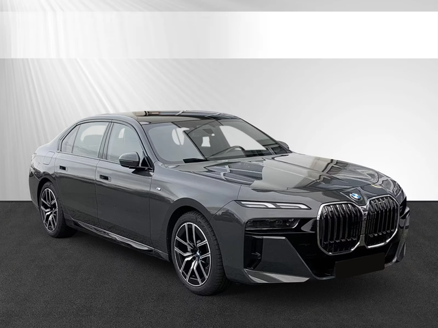 BMW 740d 740d - автомобили, коли, обяви за нови и употребявани 1