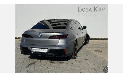 bmw-740d-xdrive-sedan - 1