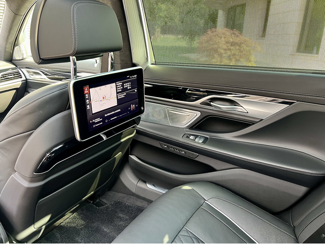 BMW 740Ld xDrive Гаранция Executive Drive Pro B&W TV - автомобили, коли, обяви за нови и употребявани 8