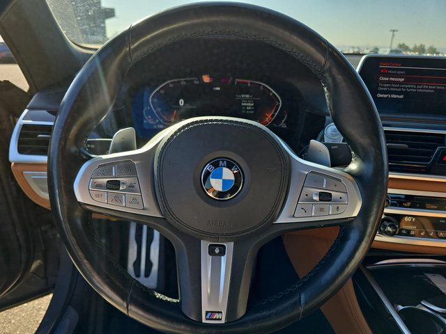 BMW 750 M-PACK* LASERLIGHT* DISTRO* HEADUP* МАСАЖ* ОБДУХ* - автомобили, коли, обяви за нови и употребявани 7