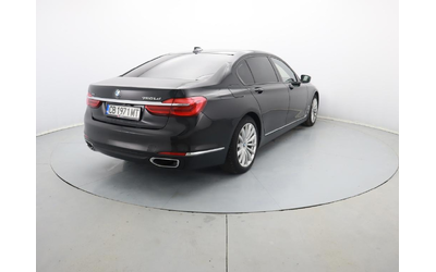 BMW 750 - автомобили, коли, обяви за нови и употребявани 13