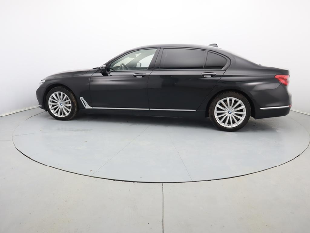 BMW 750 - автомобили, коли, обяви за нови и употребявани 25