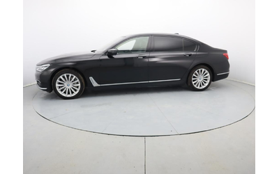 BMW 750 - автомобили, коли, обяви за нови и употребявани 28