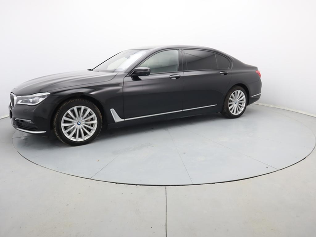 BMW 750 - автомобили, коли, обяви за нови и употребявани 30