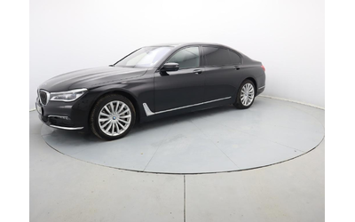 BMW 750 - автомобили, коли, обяви за нови и употребявани 31