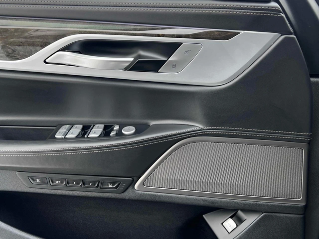 BMW 750 750Li* HeadUp* Обдух* 360* Distronic* - автомобили, коли, обяви за нови и употребявани 10