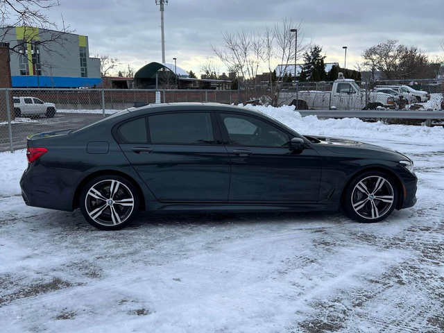 BMW 750 750Li* HeadUp* Обдух* 360* Distronic* - автомобили, коли, обяви за нови и употребявани 2