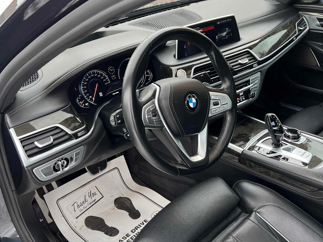 BMW 750 750Li* HeadUp* Обдух* 360* Distronic* - автомобили, коли, обяви за нови и употребявани 4