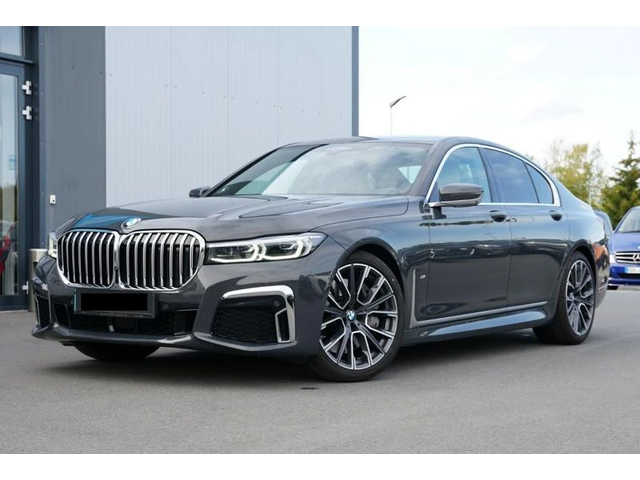 BMW 750 i xDrive M Sport - автомобили, коли, обяви за нови и употребявани 0