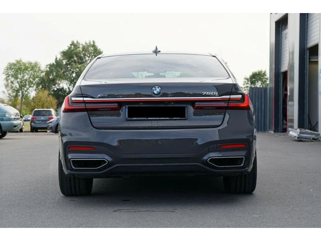 BMW 750 i xDrive M Sport - автомобили, коли, обяви за нови и употребявани 4