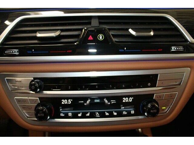 BMW 750 i xDrive - автомобили, коли, обяви за нови и употребявани 10