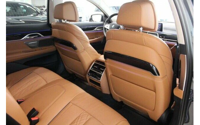 BMW 750 i xDrive - автомобили, коли, обяви за нови и употребявани 7