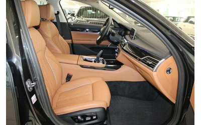 BMW 750 i xDrive - автомобили, коли, обяви за нови и употребявани 8