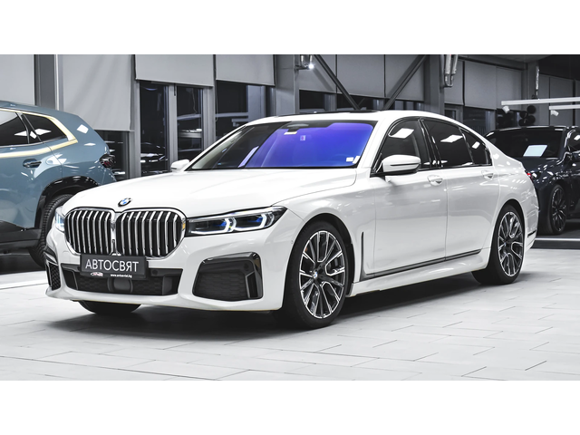 BMW 750 i xDrive M Sport Sportautomatic - автомобили, коли, обяви за нови и употребявани 3