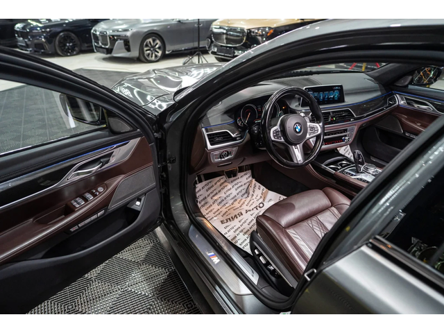BMW 750 I XDRIVE LONG FULL M PACK CARBON H&K ЛИЗИНГ 100% - автомобили, коли, обяви за нови и употребявани 10