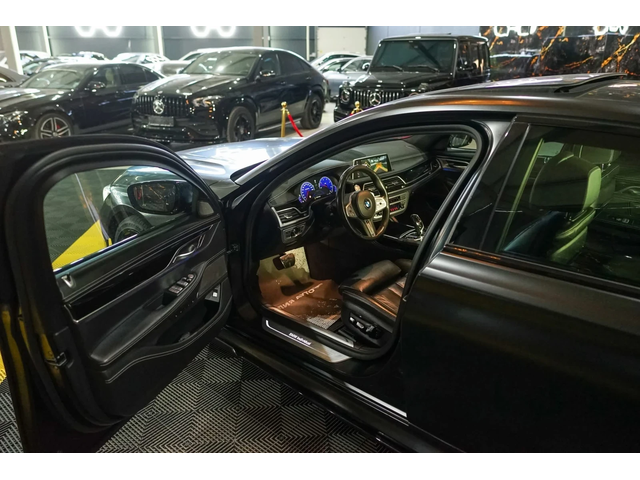 BMW 750 D XDRIVE BLACK FIRE EDITION 1OF150 ЛИЗИНГ 100% - автомобили, коли, обяви за нови и употребявани 10