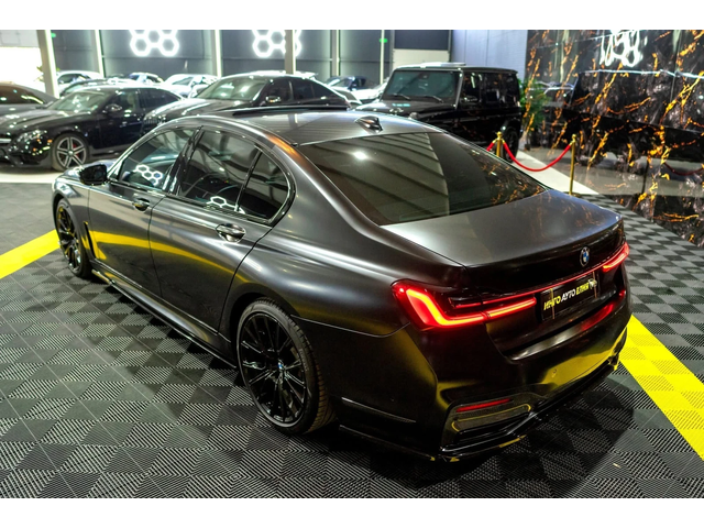 BMW 750 D XDRIVE BLACK FIRE EDITION 1OF150 ЛИЗИНГ 100% - автомобили, коли, обяви за нови и употребявани 6