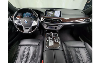 BMW 750 xDrive - автомобили, коли, обяви за нови и употребявани 13