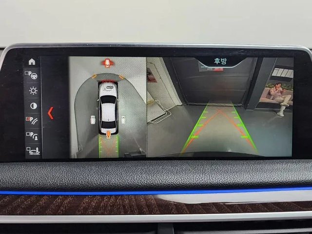 BMW 750 Li xDrive Premium - автомобили, коли, обяви за нови и употребявани 15