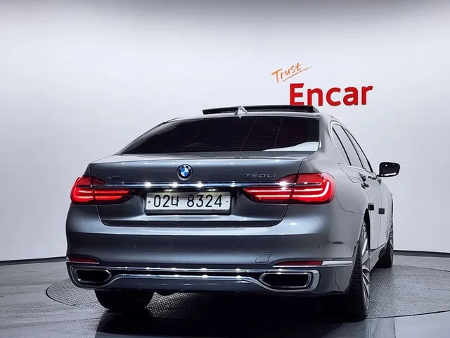 BMW 750 Li xDrive Premium - автомобили, коли, обяви за нови и употребявани 3