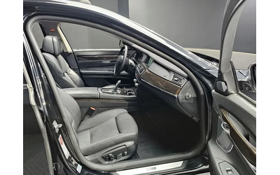 BMW 750 Li xDrive - автомобили, коли, обяви за нови и употребявани 10