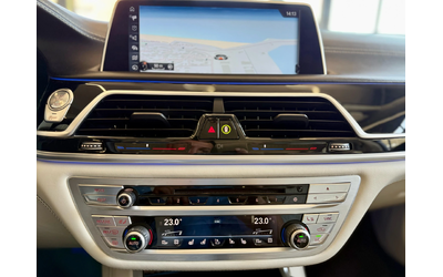 BMW 750 xDrive 50i* M* Carbon* Individual* Лизинг* - автомобили, коли, обяви за нови и употребявани 10