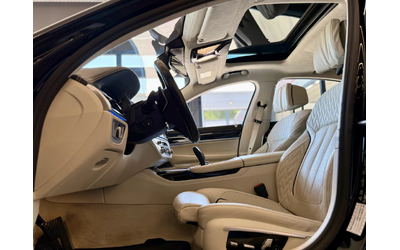BMW 750 xDrive 50i* M* Carbon* Individual* Лизинг* - автомобили, коли, обяви за нови и употребявани 7