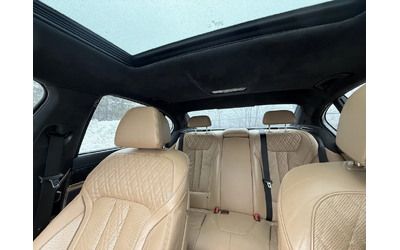 BMW 750 M-PACK* BLACK OPTIK* HARMAN* МАСАЖ* 360* CARFAX - автомобили, коли, обяви за нови и употребявани 9