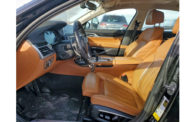 BMW 750 XDRIVE* ДИГИТАЛНО* ТАБЛО* 360КАМЕРА* LANE* ASSIST* - автомобили, коли, обяви за нови и употребявани 8