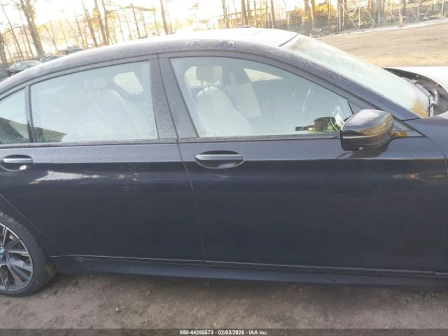 BMW 750 MPACK* ОБДУХ* PANO* AMBIENT* HARMAN* HEADUP* GESTU - автомобили, коли, обяви за нови и употребявани 3