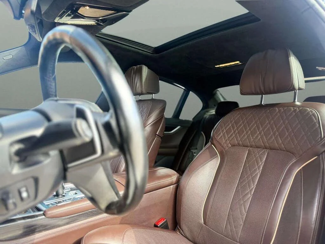 BMW 750 xDrive* AвтоКредит* (ЦЕНА ДО БГ) - автомобили, коли, обяви за нови и употребявани 10