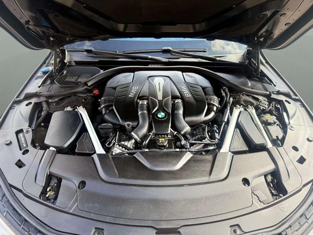 BMW 750 xDrive* AвтоКредит* (ЦЕНА ДО БГ) - автомобили, коли, обяви за нови и употребявани 16