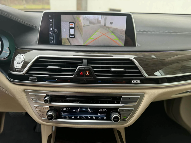 BMW 750 Li / X-DRIVE - автомобили, коли, обяви за нови и употребявани 12