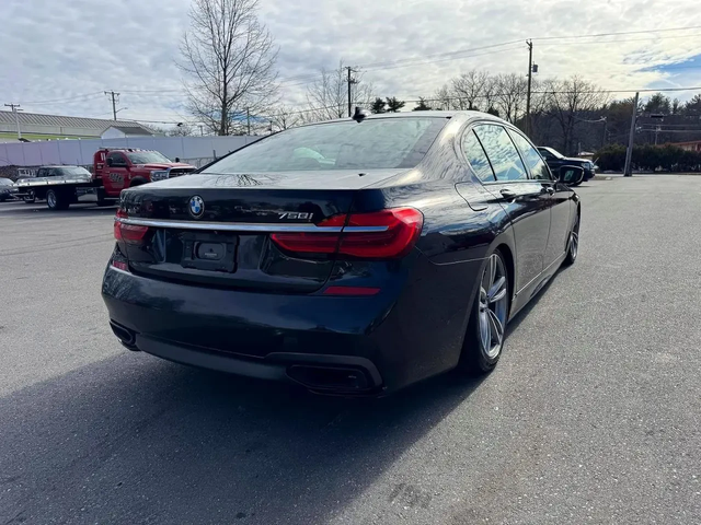 BMW 750 XI - автомобили, коли, обяви за нови и употребявани 5