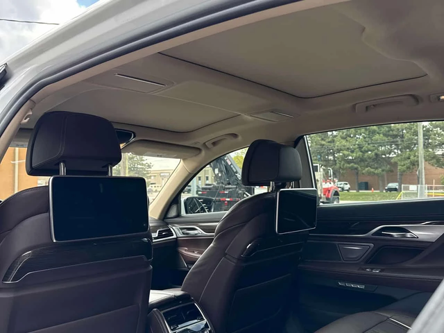 BMW 750 * XDRIVE * ТЕЛЕВИЗОРИ * 360 * ДИСТРОНИК * ОБДУХВАН - автомобили, коли, обяви за нови и употребявани 11